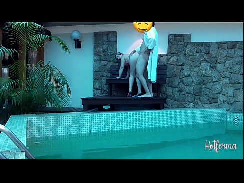 ❤️ Le patron invite la femme de chambre à la piscine, mais n'a pas pu résister à une chaude ❤️❌ Porno anal at fr.filmexxx18.ru ❌❤